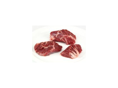 Šaldyta kiaulių žandų mėsa (~30-50 g) vakuume po 1 kg