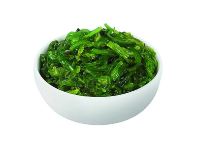 Atitirpintos jūros dumblių salotos su sezamais WAKAME
