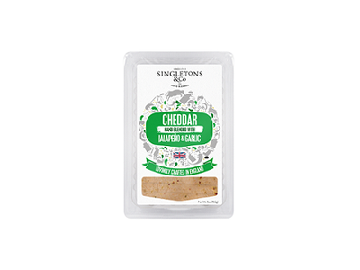 Čederio sūris SINGLETONS & CO, su jalapenu ir česnakais, pjaustytas, 150g