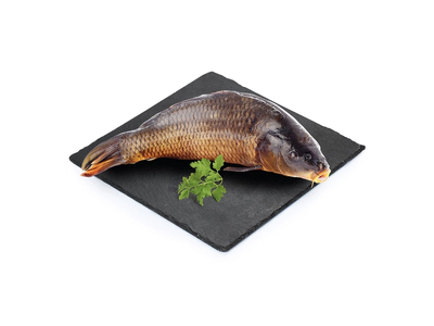 Valyti paprastieji karpiai su galva (CYPRINUS CARPIO) 