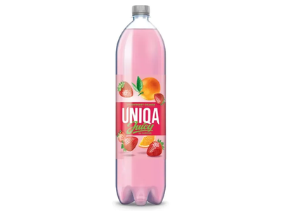 Braškių skonio negazuotas gėrimas UNIQA JUICY 1,5L PET 
