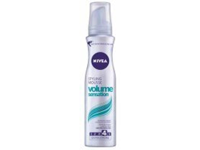 Plaukų putos NIVEA (CARE&HOLD), 150 ml