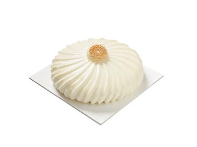 Tortas su ananasų skonio putėsiais AKAPULKO 20 cm