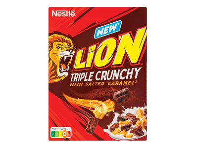 Pusryčių dribsniai su sūdyta karamele NESTLÉ LION TRIPLE CRUNCHY300g