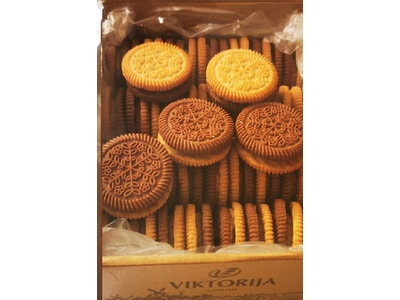 Sausainiai „DVYNUKAI“ kakaviniai ir vaniliniai, pertepti šokolado skonio kremu, 0,800kg