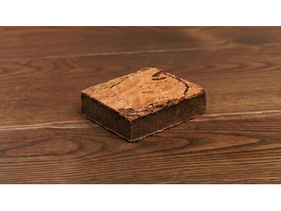 ** Šokoladinis braunis, 100 g