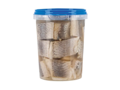 Silkių filė gabaliukais marinuota su svogūnais VIČI, 500 g