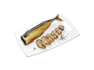 Šaltai rūkytos atlantinės skumbrės be galvų, 1 kg