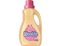 Skystas gležnų audinių, vilnonių drabužių skalbiklis su keratinu WOOLITE DELICATE, 15 skalbimų, 900 ml